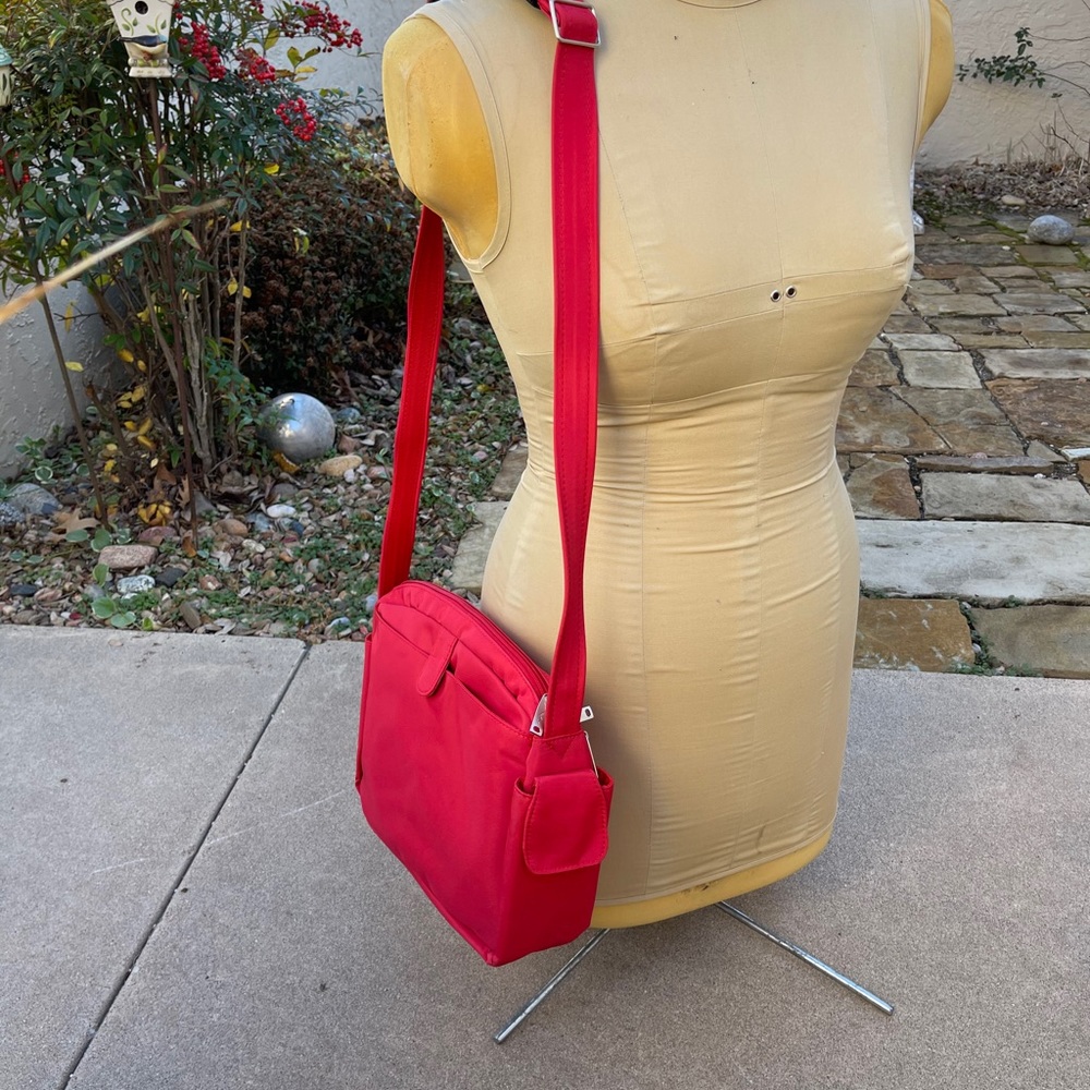 Day Makers Santa Barbara microfiber crossbody bag